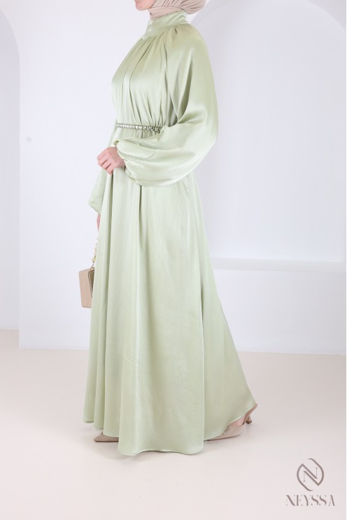 Robe longue satinée à manches bouffantes satinée, tenue élégante