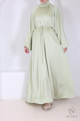 Long satin dress with puffed sleeves, elegant outfit