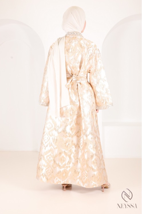 Beige/gold brocade kimono dress with underdress, Eid outfit idea