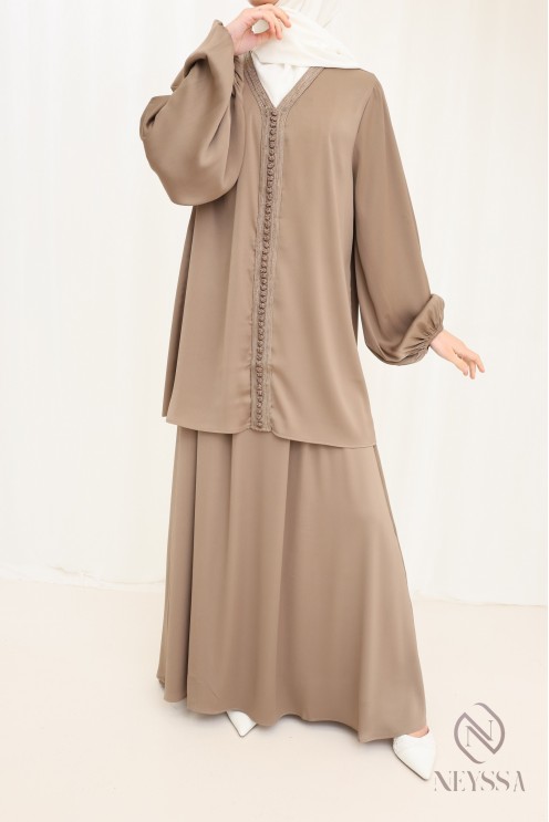 Tunika-Ensemble mit Sfifa und langem Rock, Idee für den Eid-Look.