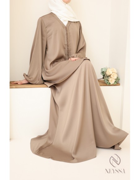 Tunic set with sfifa and long skirt, Eid look idea.