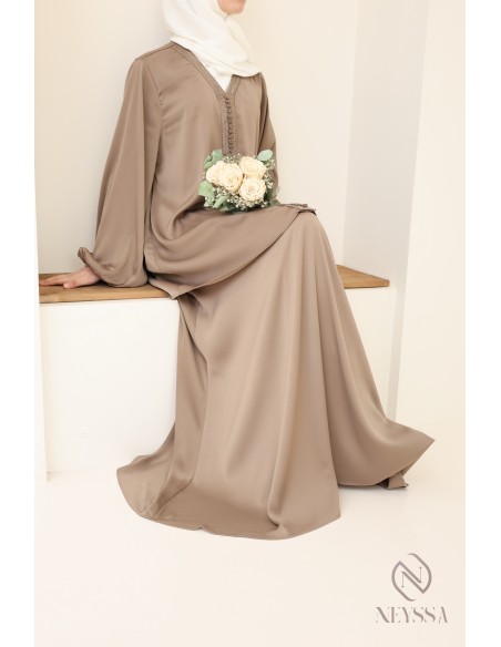 Tunika-Ensemble mit Sfifa und langem Rock, Idee für den Eid-Look.