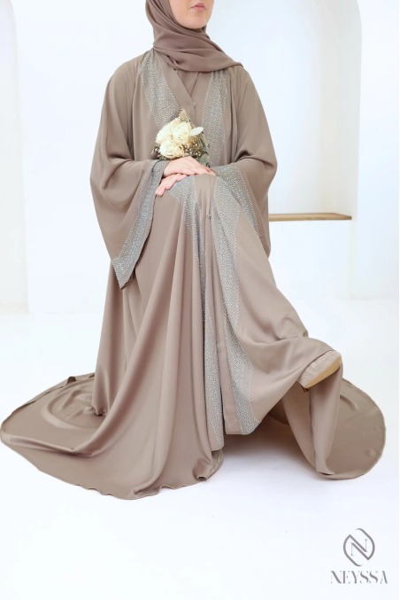 Abaya kimono Dubaï vieux rose tissu soyeux pour l'Aïd femme hijabi