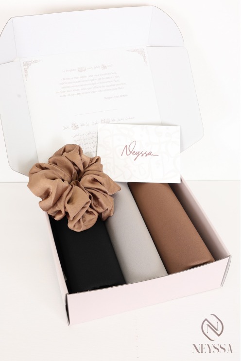 Gift box containing 3 premium jersey hijabs with wavy trim, gift Eid