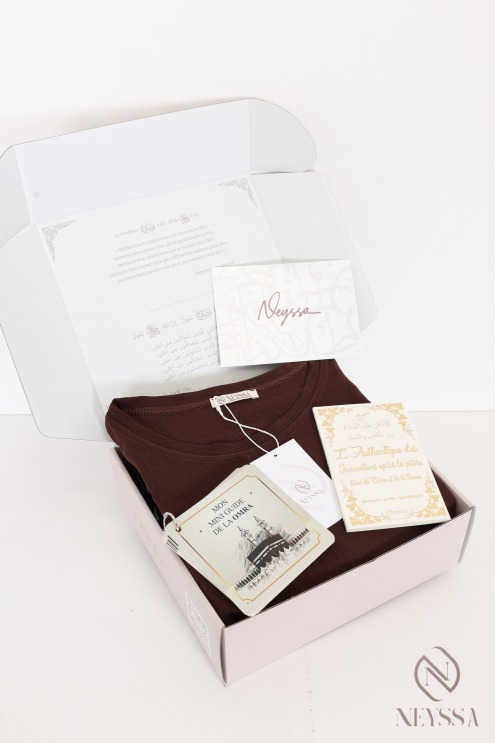 Box femme Omra/Hajj les essentiels pour femme abaya + khimar en jazz