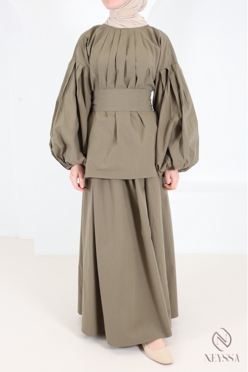 Women's Long Skirt and Puff-Sleeve Blouse Set