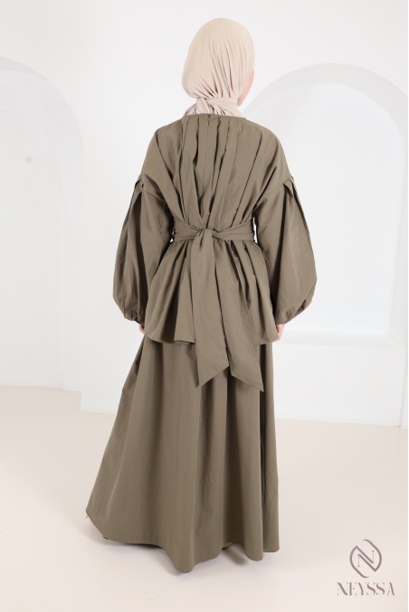 Women's Long Skirt and Puff-Sleeve Blouse Set