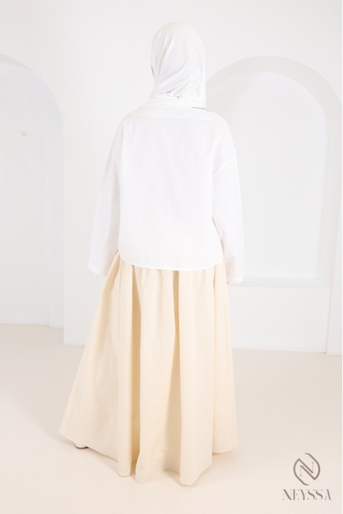 Long beige cotton skirt with a flared cut and lining