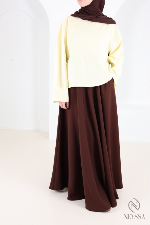 High-waisted, elasticated long skirt in crepe fabric, flared pockets
