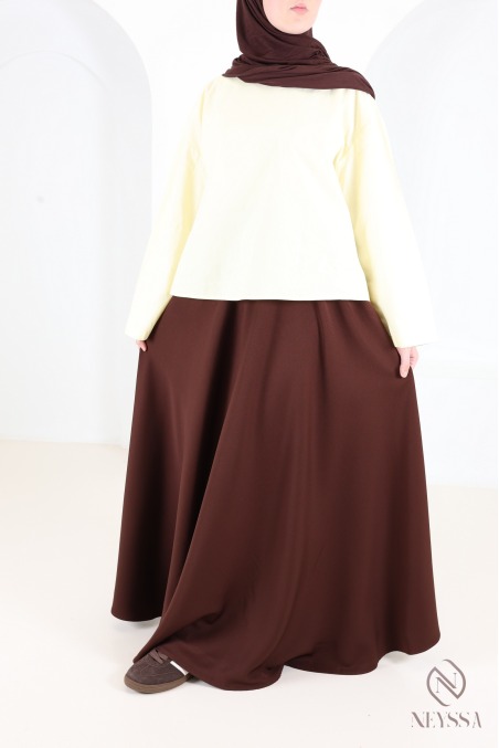 High-waisted, elasticated long skirt in crepe fabric, flared pockets
