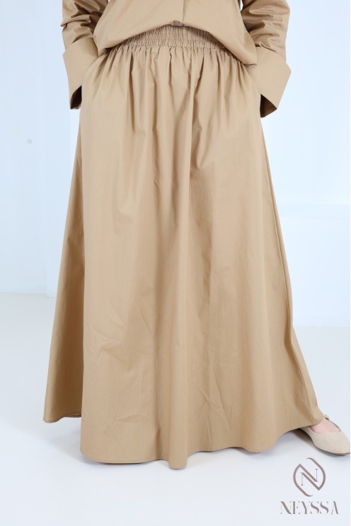 Long skirt and roll-up sleeve cotton shirt set