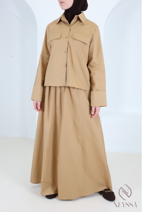 Long skirt and roll-up sleeve cotton shirt set