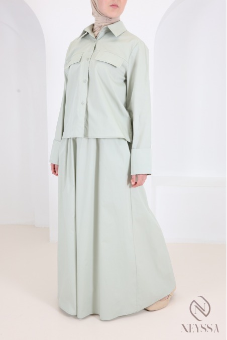 Two-piece green set: straight shirt with long cotton skirt