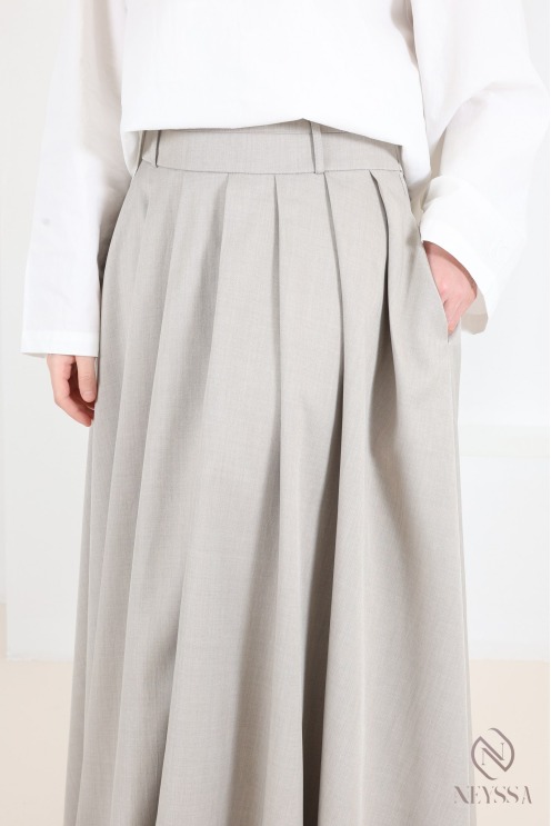 Jupe longue style tailleur coupe évasée avec poches