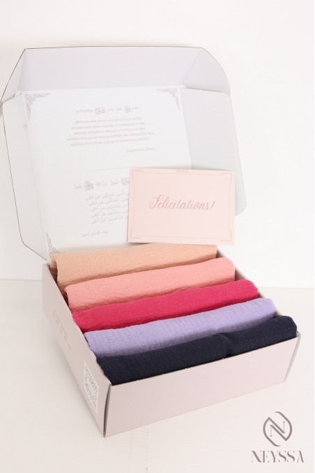 Hijab Set: 5 Crinkled Cotton Hijabs in Summer Colors for Veiled Women