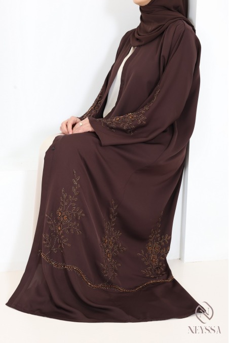 Abaya Dubaï kimono chocolat style khaleeji avec perlage brodée