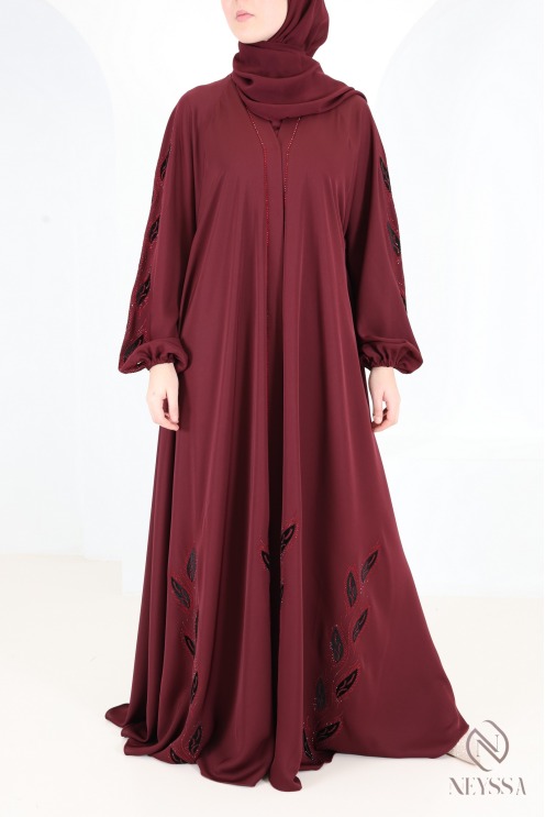 Abaya kimono Dubaï Bordeaux Nidah avec broderie en velours et strass