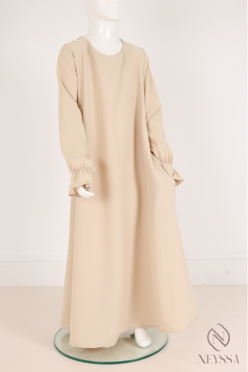 Long Abaya Frau Gebetsschmetterling mit ihrem Khimar in Jazzmaterial