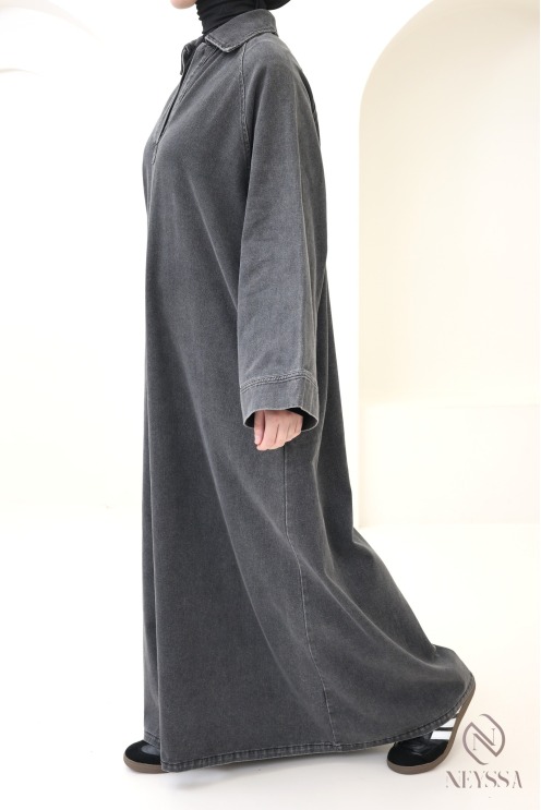 Langes Jeanskleid aus 100 % Baumwolle mit Hemdkragen