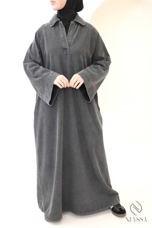 Long 100% cotton denim dress with a shirt collar, women’s outfit