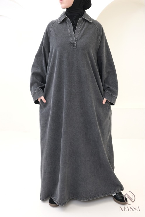 Langes Jeanskleid aus 100 % Baumwolle mit Hemdkragen