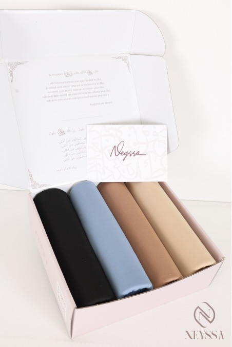 Geschenkbox mit 4 Hijabs aus Liquid-Jersey, fertige Geschenke