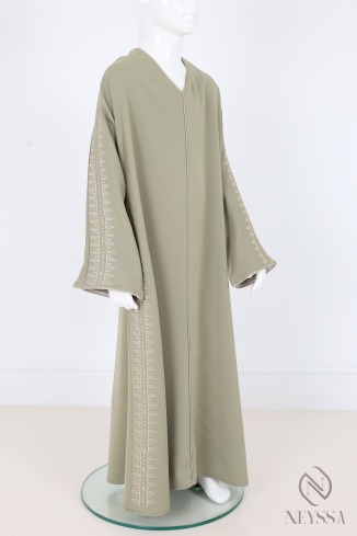 Robe abaya longue style caftan avec broderie dorée fillette