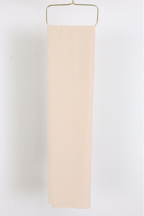 Square jersey hijab, lightweight fabric that’s comfortable to wear