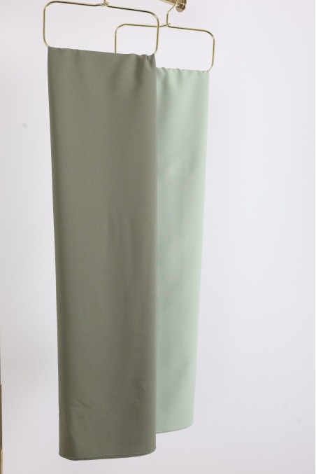 Square jersey hijab, lightweight fabric that’s comfortable to wear