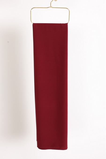 Square jersey hijab, lightweight fabric that’s comfortable to wear