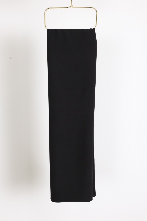 Square jersey hijab, lightweight fabric that’s comfortable to wear