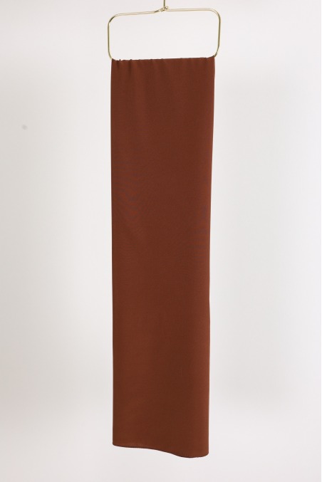 Hijab carré en jersey air, tissu léger agréable à porté, idéal été