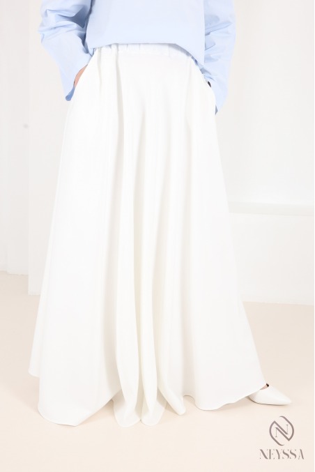 Long, flowing, flared skirt, elasticated waist, special size for 1.80m