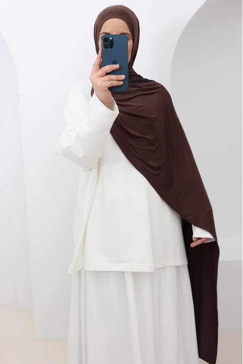 Luxury liquid jersey hijab, soft, lightweight and stretchy fabric