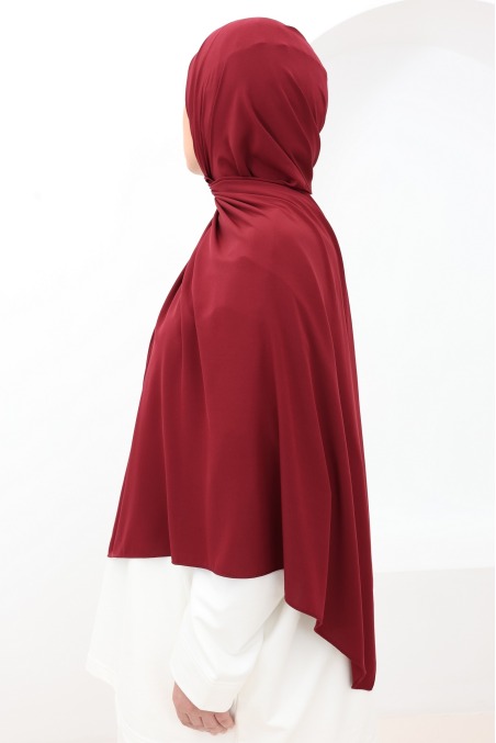 Square jersey hijab, lightweight fabric that’s comfortable to wear