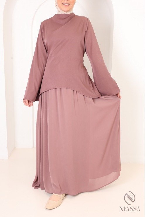 Crepe blouse and long pleated chiffon flared skirt set