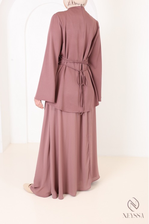 Crepe blouse and long pleated chiffon flared skirt set