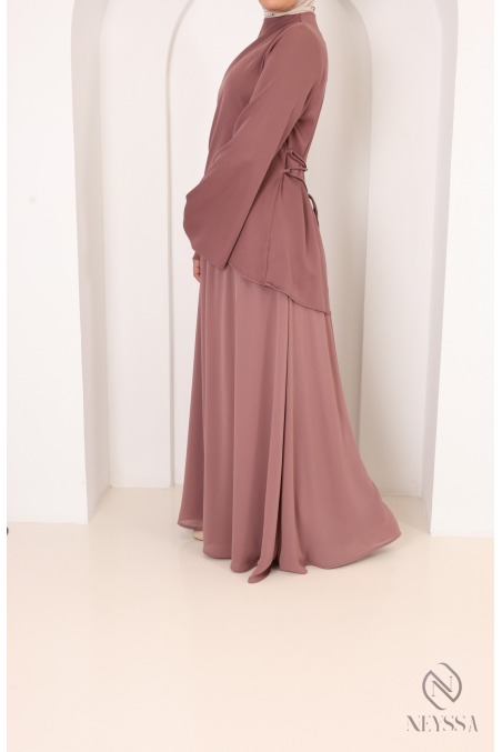 Crepe blouse and long pleated chiffon flared skirt set