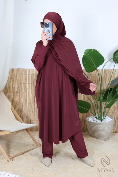 3-teiliger burgunderroter Burkini im Schmetterlingsschnitt