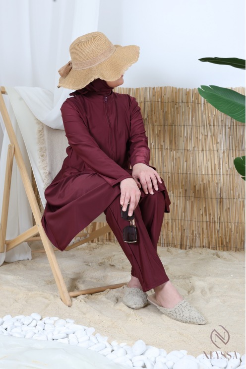 Burkini bordeaux 3 pièces avec tunique zippé, hijab inclus