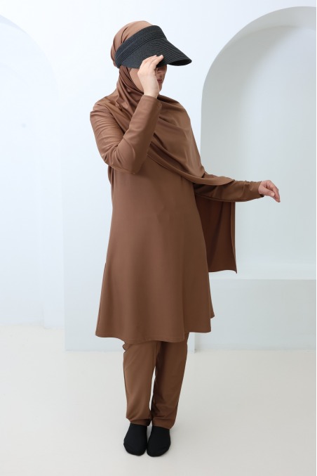 Bescheidener Burkini hijabi haselnussbraun, wasserabweisender Stoff