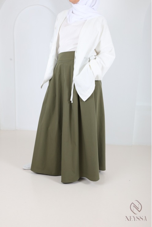 Long cotton-blend skirt with a flared cut and lining