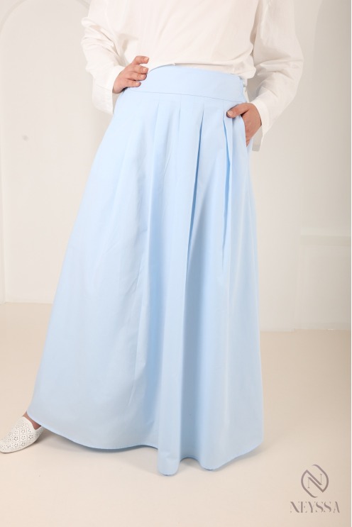 Long cotton-blend skirt with a flared cut and lining