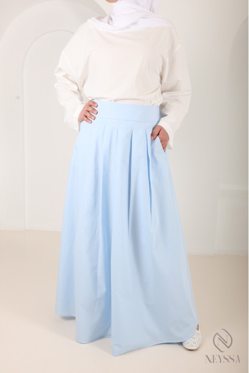 Long cotton-blend skirt with a flared cut and lining