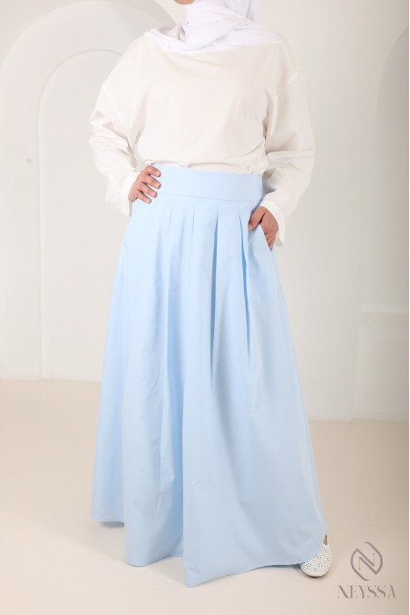 Long cotton-blend skirt with a flared cut and lining