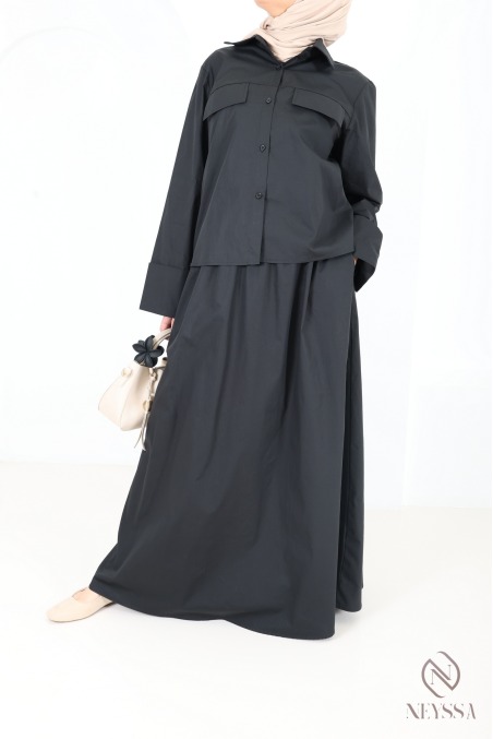 Long-sleeved shirt and long cotton skirt combo, ideal for summer