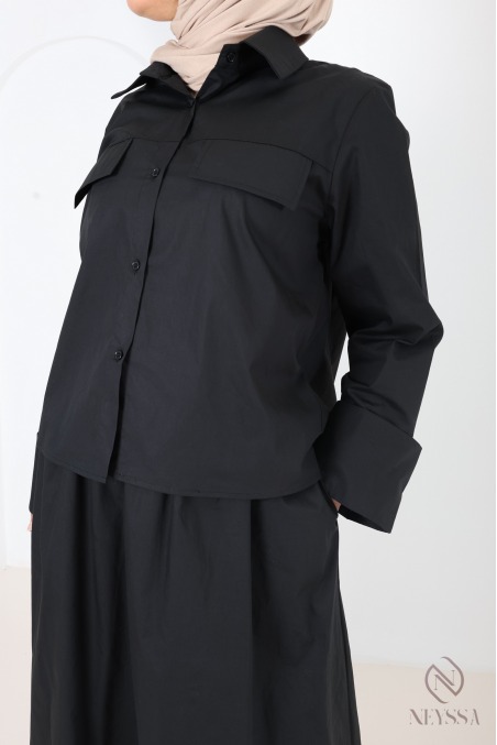 Long-sleeved shirt and long cotton skirt combo, ideal for summer