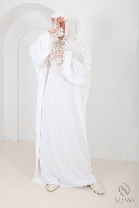 Prayer abaya with integrated hijab, ideal for Salat Aid