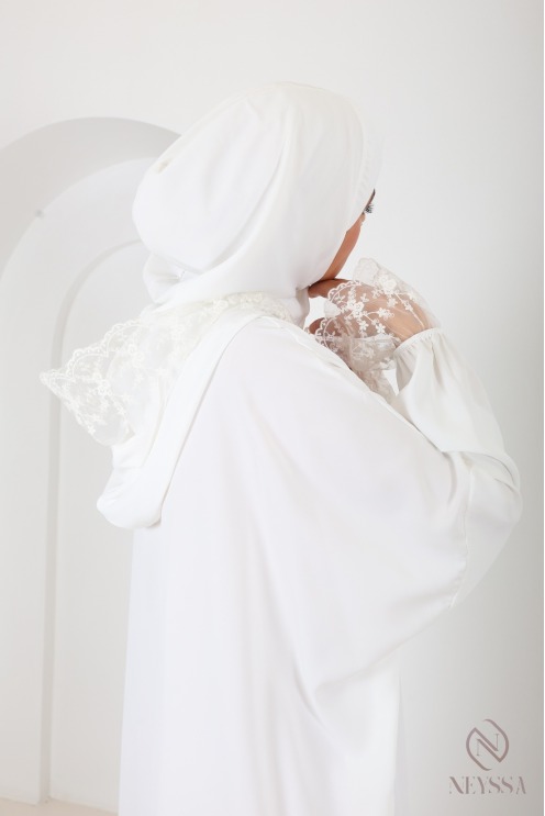 Prayer abaya with integrated hijab, ideal for Salat Aid