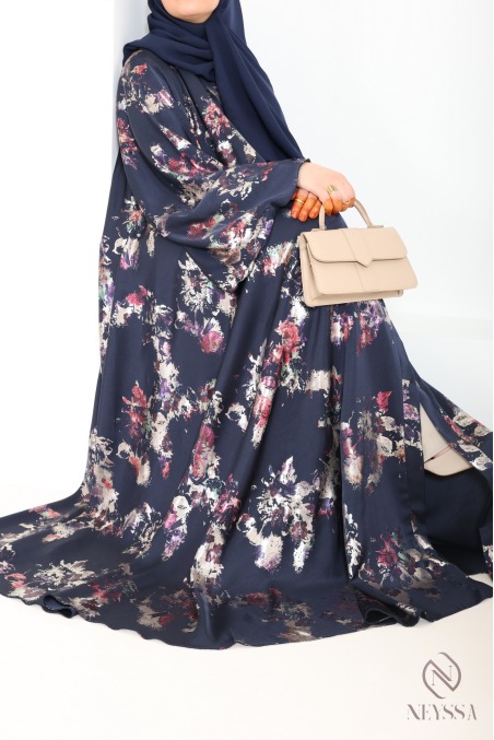 Luxury Dubai kimono abaya with umbrella cut in wooded black